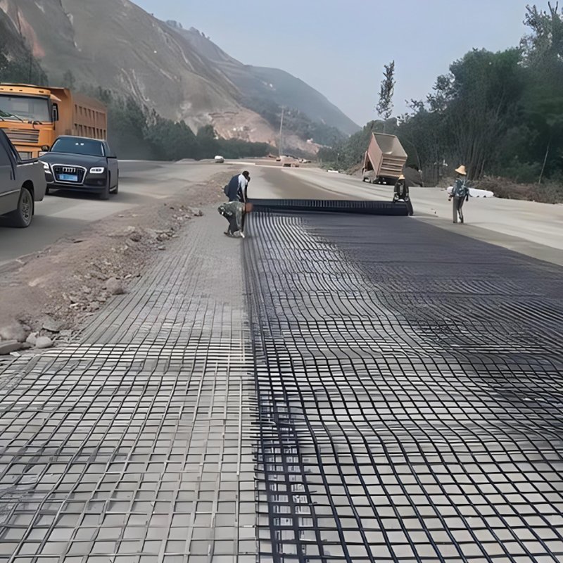 Geogrid vs Geofabric for Road Construction