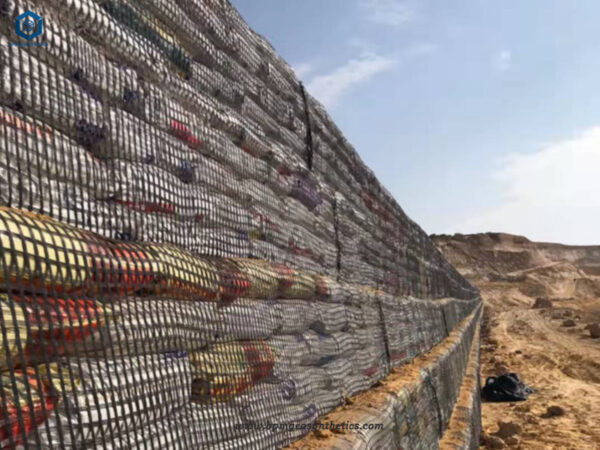 Geogrid VS Geotextile Fabric - Geosynthetics Manufacturers