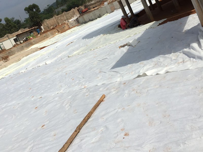 Woven VS Non Woven Geotextile Fabric for Road